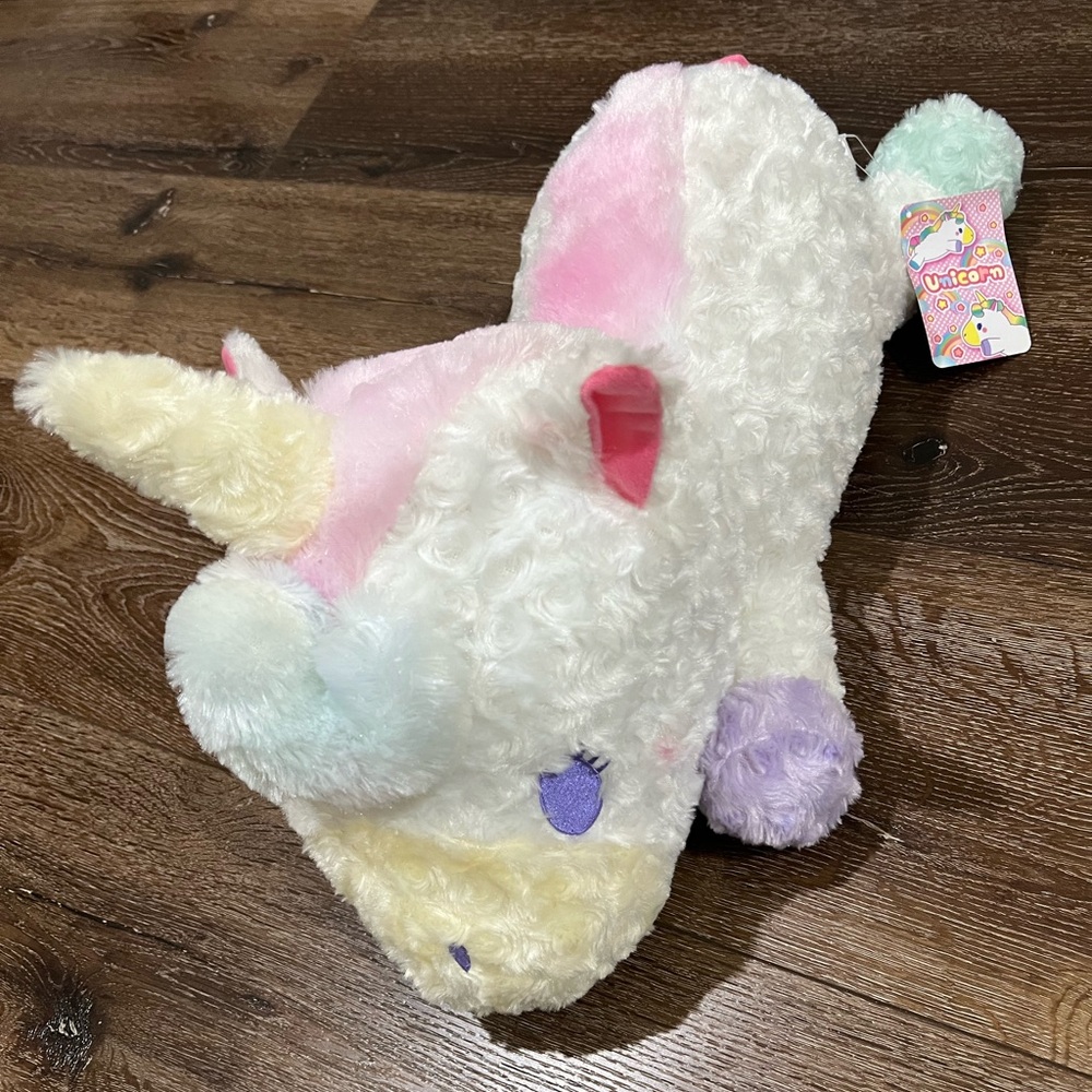 NWT  Unicorn yamani plush with Pastel Accents